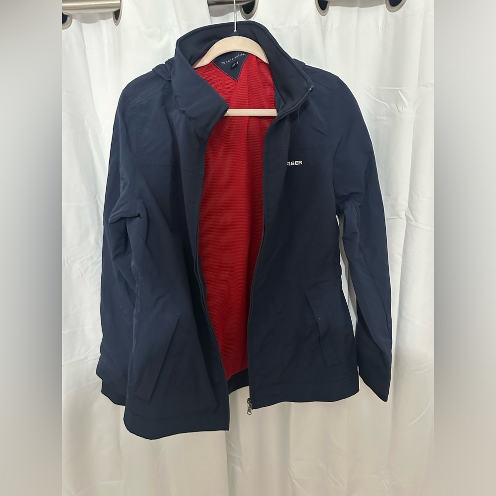 Tommy Hilfiger large navy blue rain jacket with hood